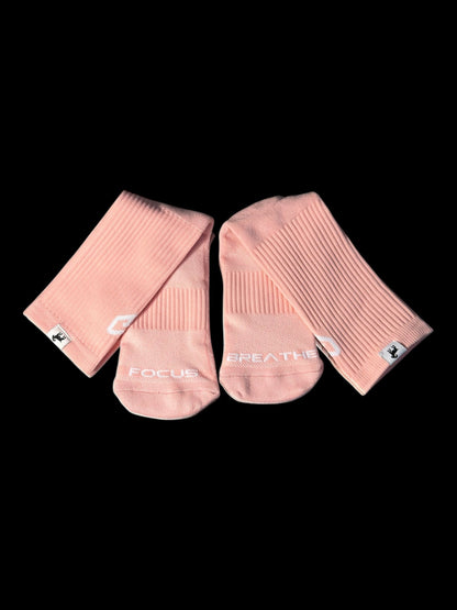 Focus x Breathe Socks - Pink